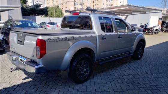 NISSAN FRONTIER 2.5 SV ATTACK 4X4 CD TURBO ELETRONIC DIESEL 4P MANUAL
